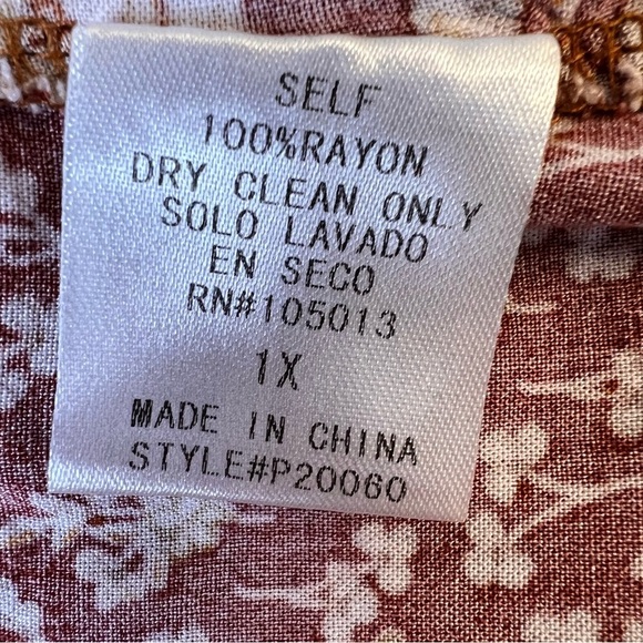 Impressions Flowy Fluttery V Neck Boho Top Sz.1X - Picture 5 of 5